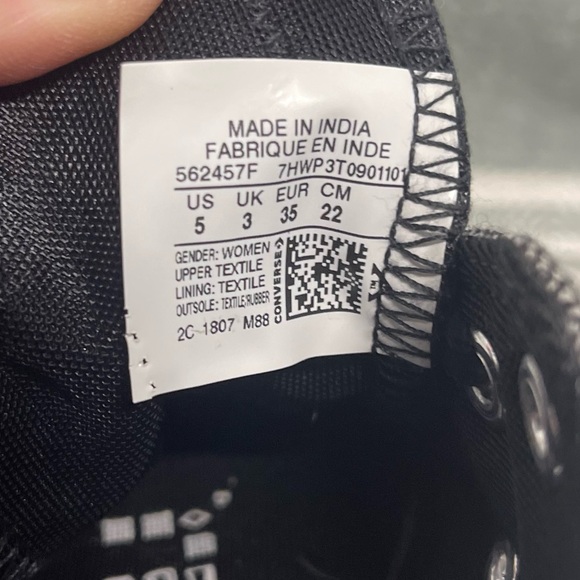 Converse Gray and Black Low Tops Size 5 - Picture 4 of 4